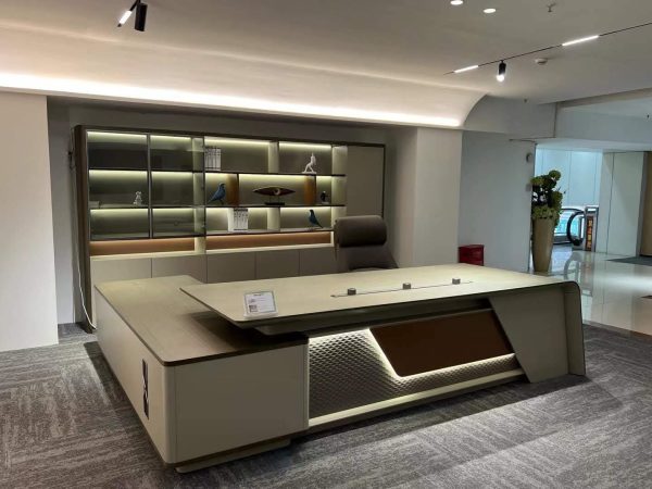 مكتب تنفيذي  PVC 3